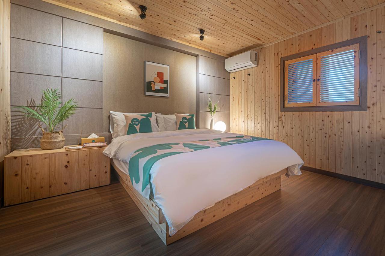 By Ths Valentine Hotel Incheon Siheung Bagian luar foto