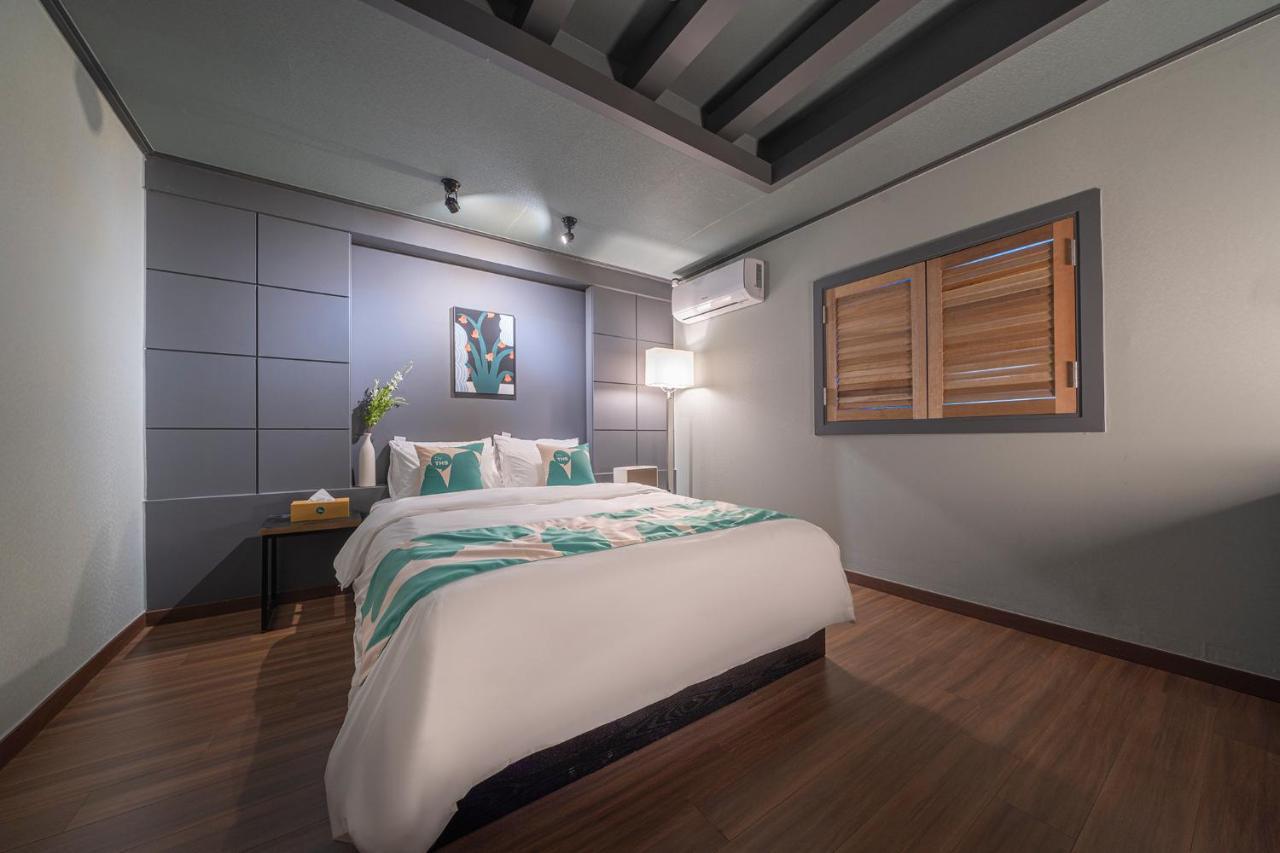 By Ths Valentine Hotel Incheon Siheung Bagian luar foto