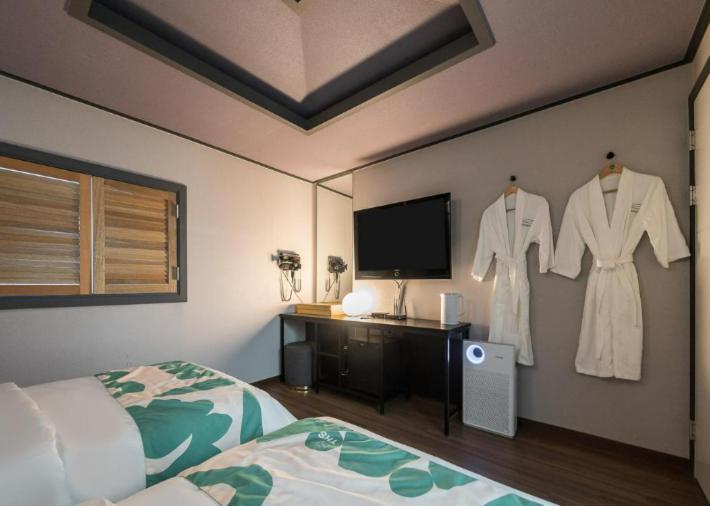 By Ths Valentine Hotel Incheon Siheung Bagian luar foto